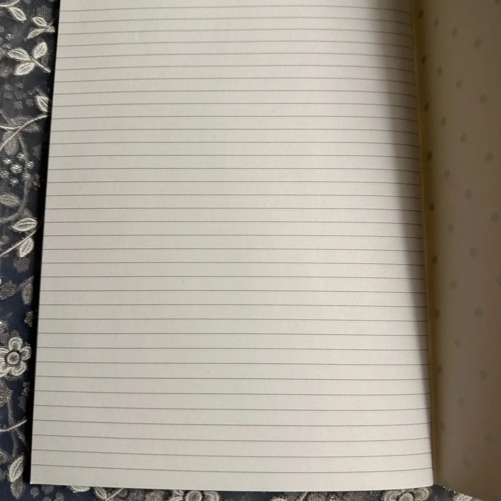 2025 - 2026 Monthly Planner Measures 9 1/2 X 7 Soft Cover